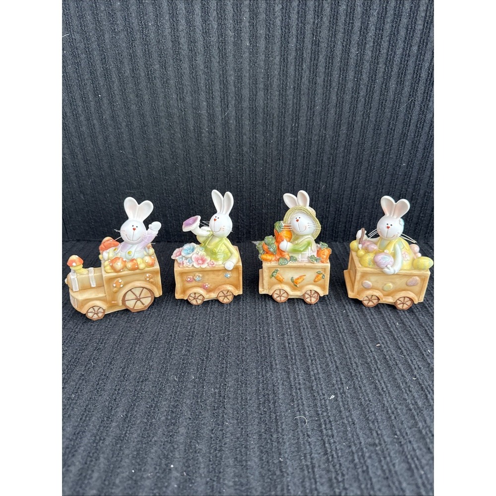 Vtg Studio 33 Resin Bunny Rabbit Train Easter